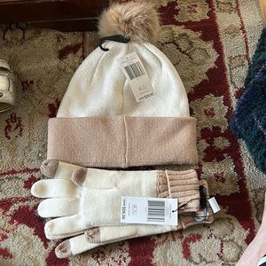 NWT Vera Bradley hat and gloves in “Coconut Sorbet”